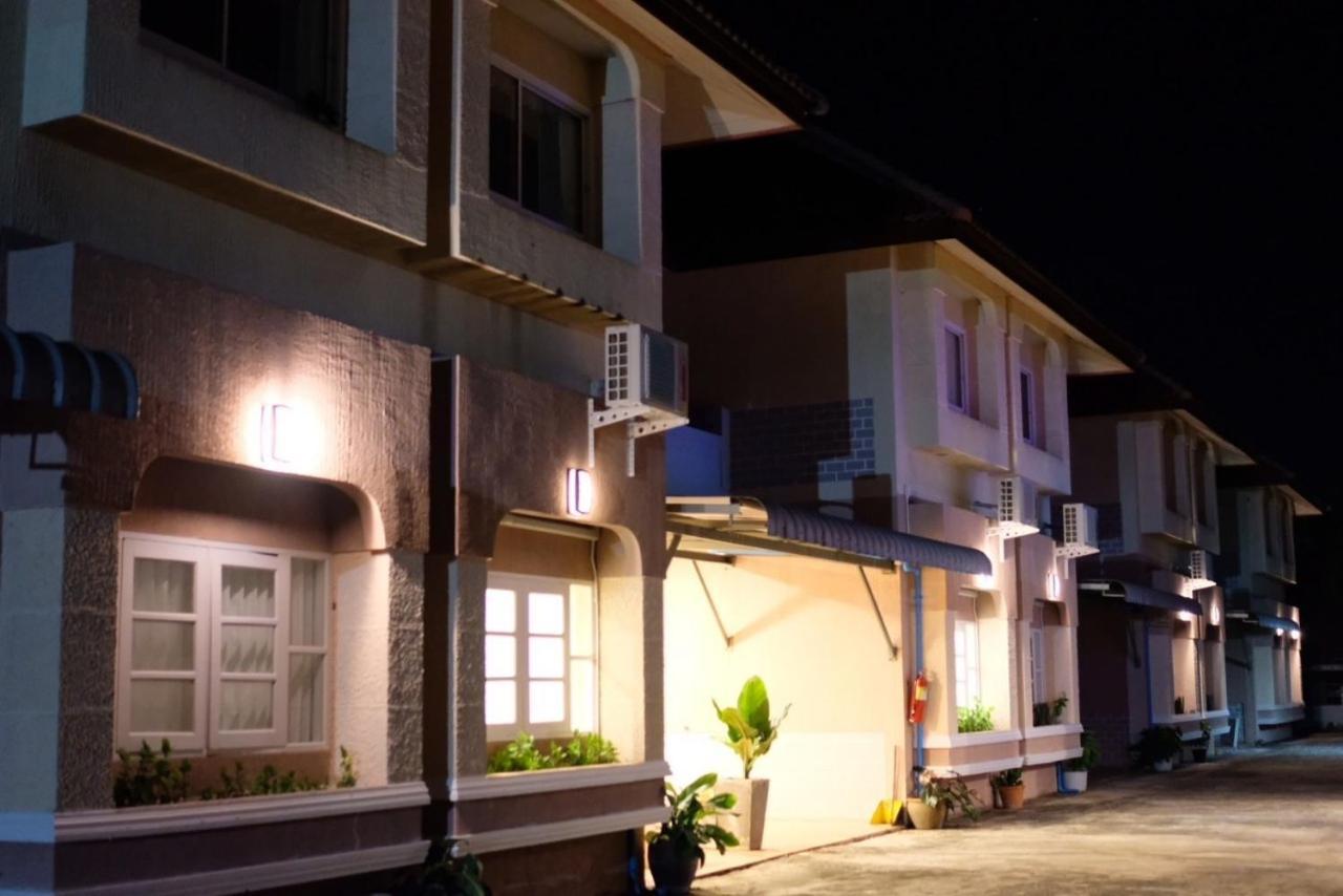 Appartamento Wara Pool Sam Roi Yot